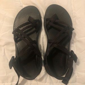 Brand New: Women Black Chacos